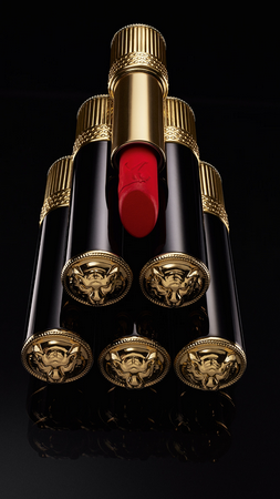 ESTEE LAUDER x SABYASACHI Lipstick